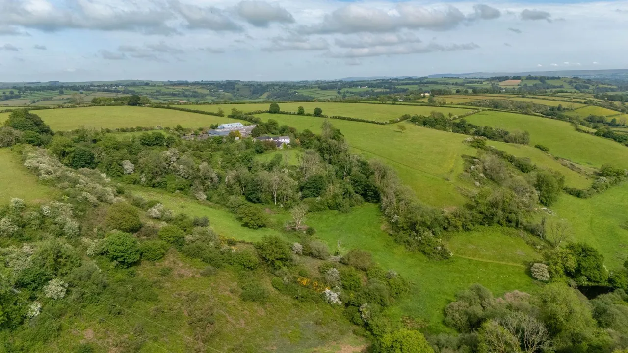 Panteg Cross, Llandysul, SA44, photo 6