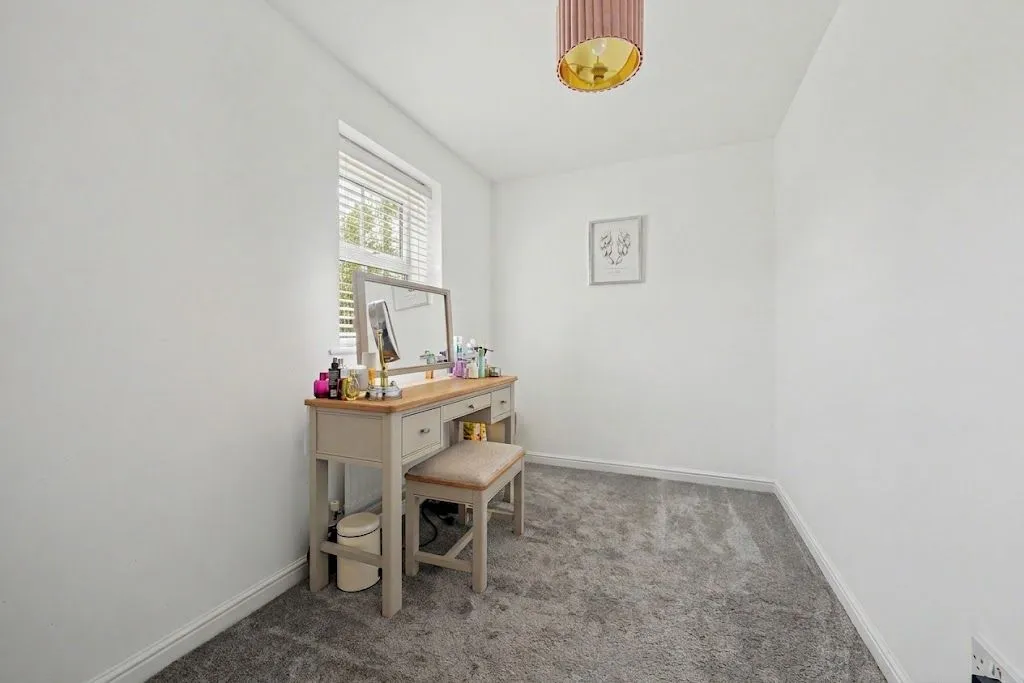 Hatherden Drive, Sutton Coldfield, photo 10