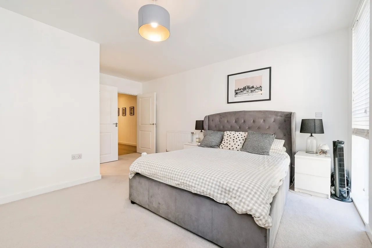 Mahindra Way, Beckton, London, E6, photo 9