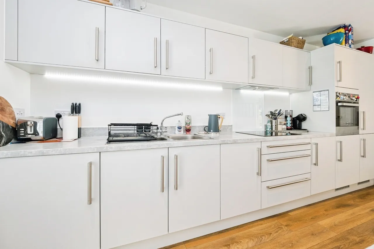 Mahindra Way, Beckton, London, E6, photo 14