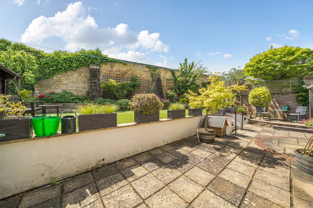 Baker Street, Farthinghoe, NN13, photo 7