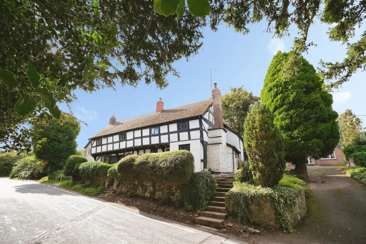 3 bed house for sale, Bridge Street, Pembridge, HR6