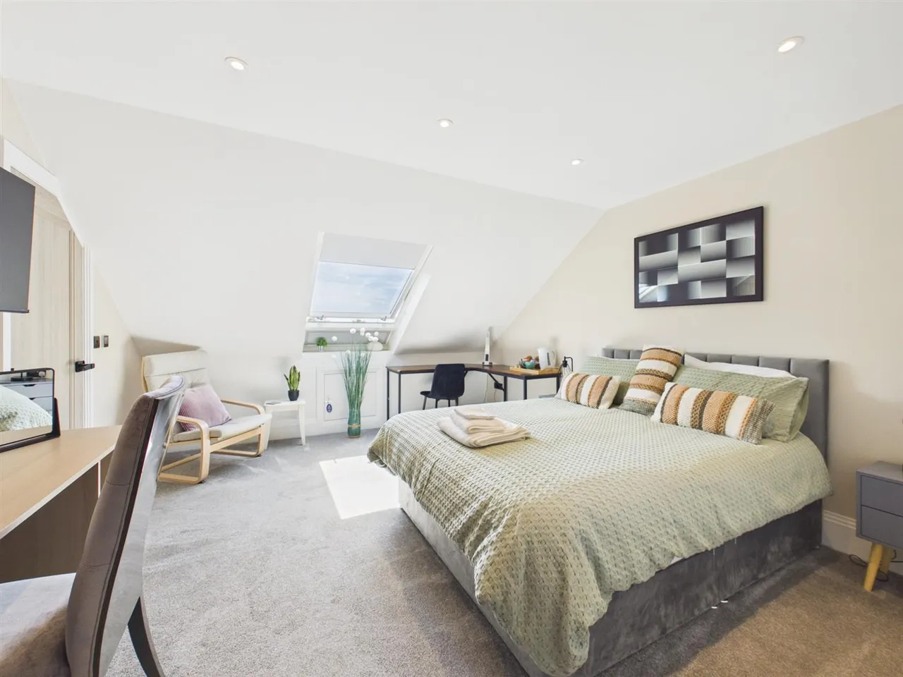 Olivia Gardens, Harefield, Uxbridge, UB9 6QF, photo 29