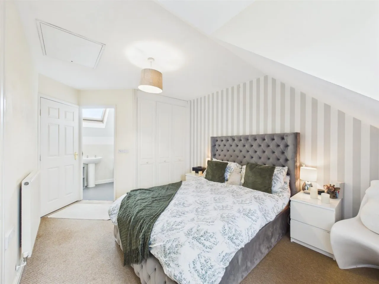 Tall Pines Road, Witham St. Hughs, LN6, photo 13