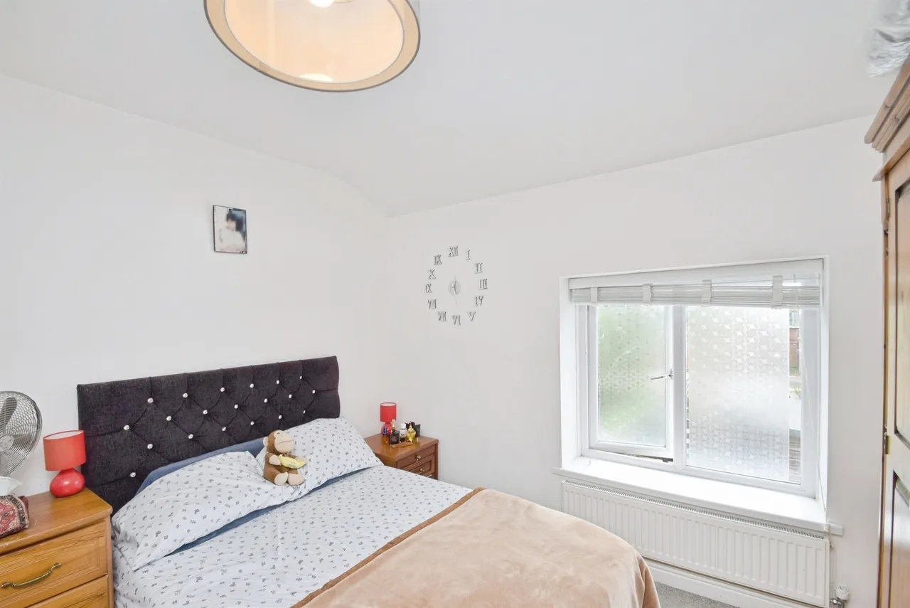 South Street, Bridgend, CF31, photo 12