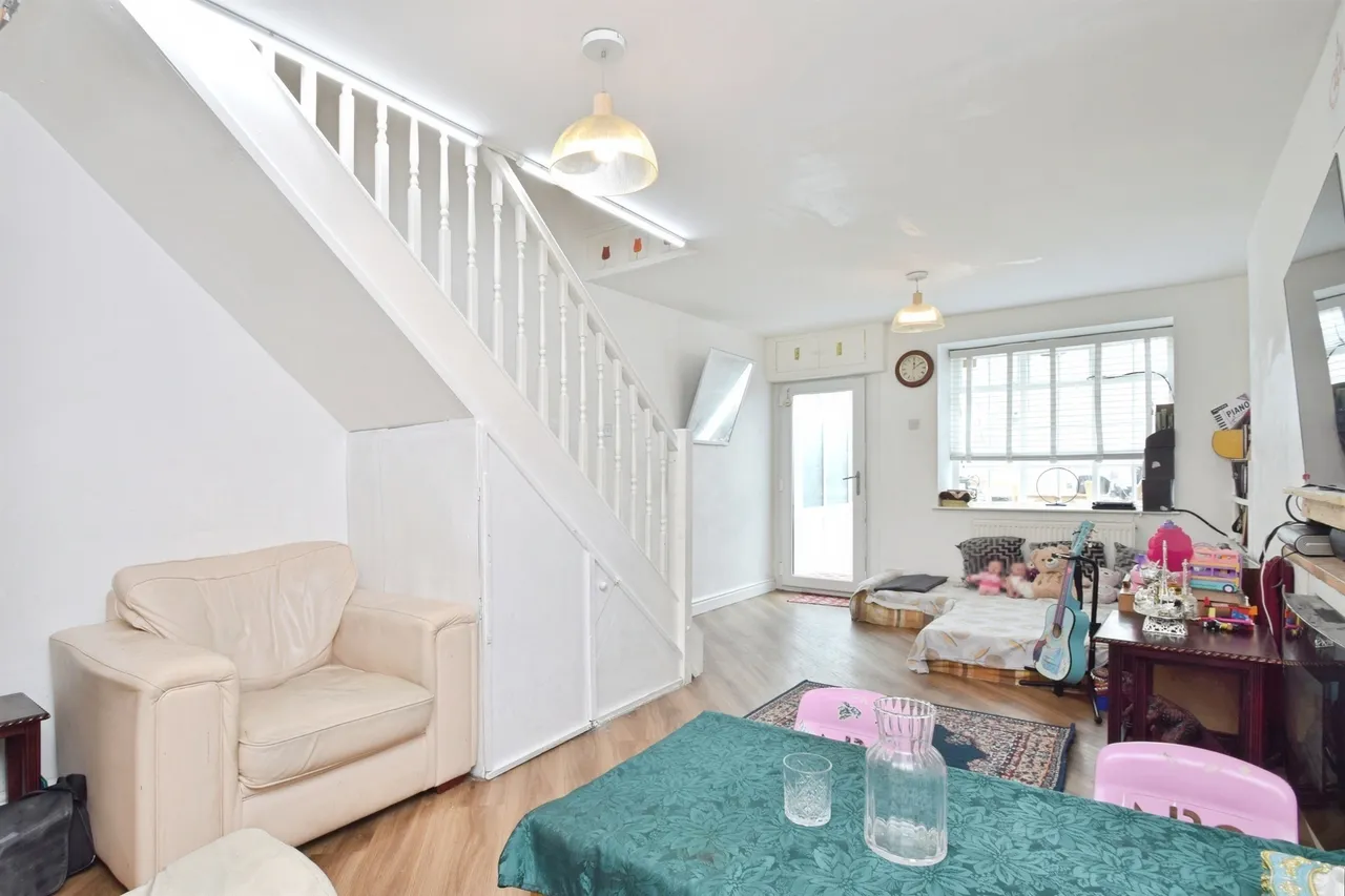 South Street, Bridgend, CF31, photo 10