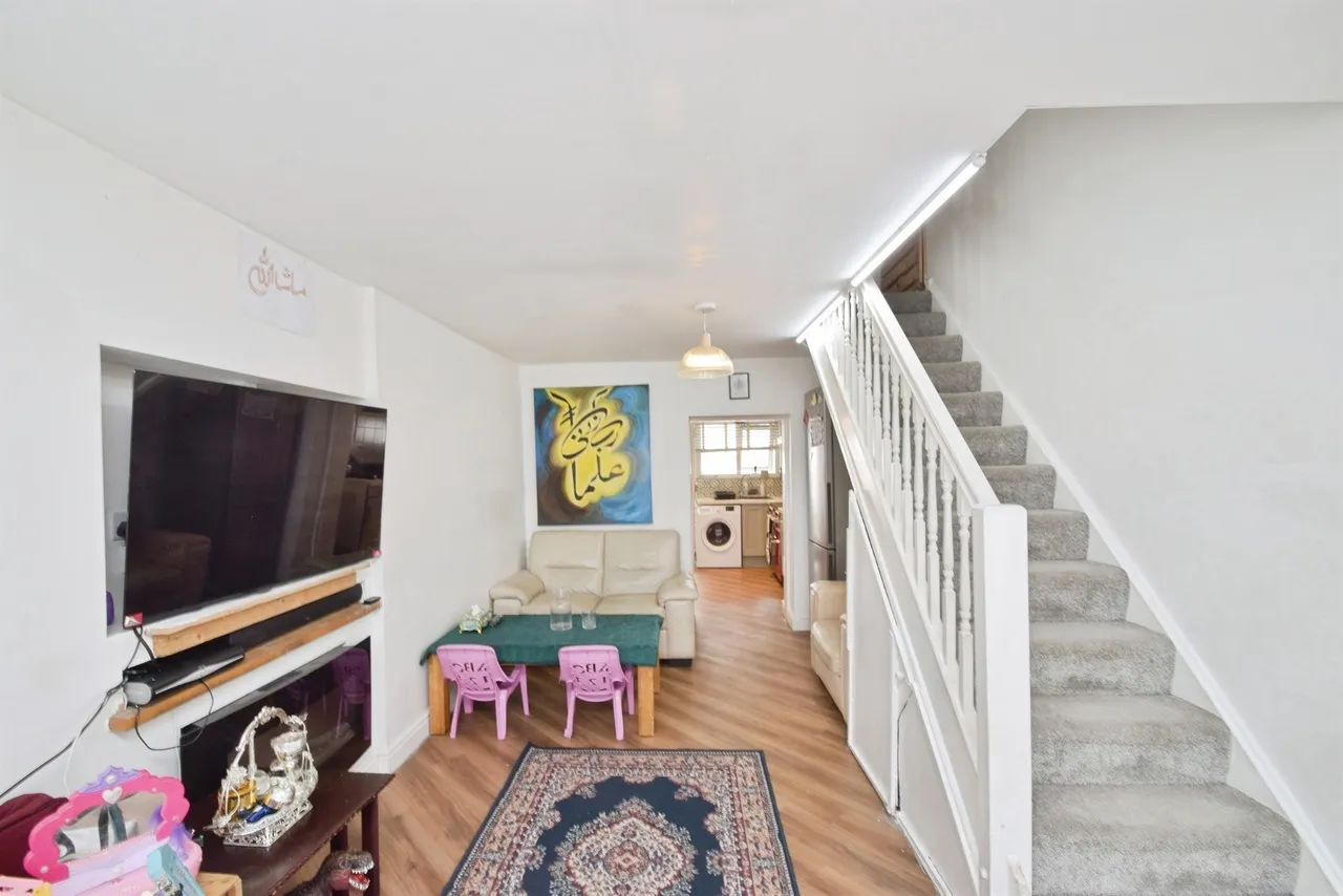 South Street, Bridgend, CF31, photo 8