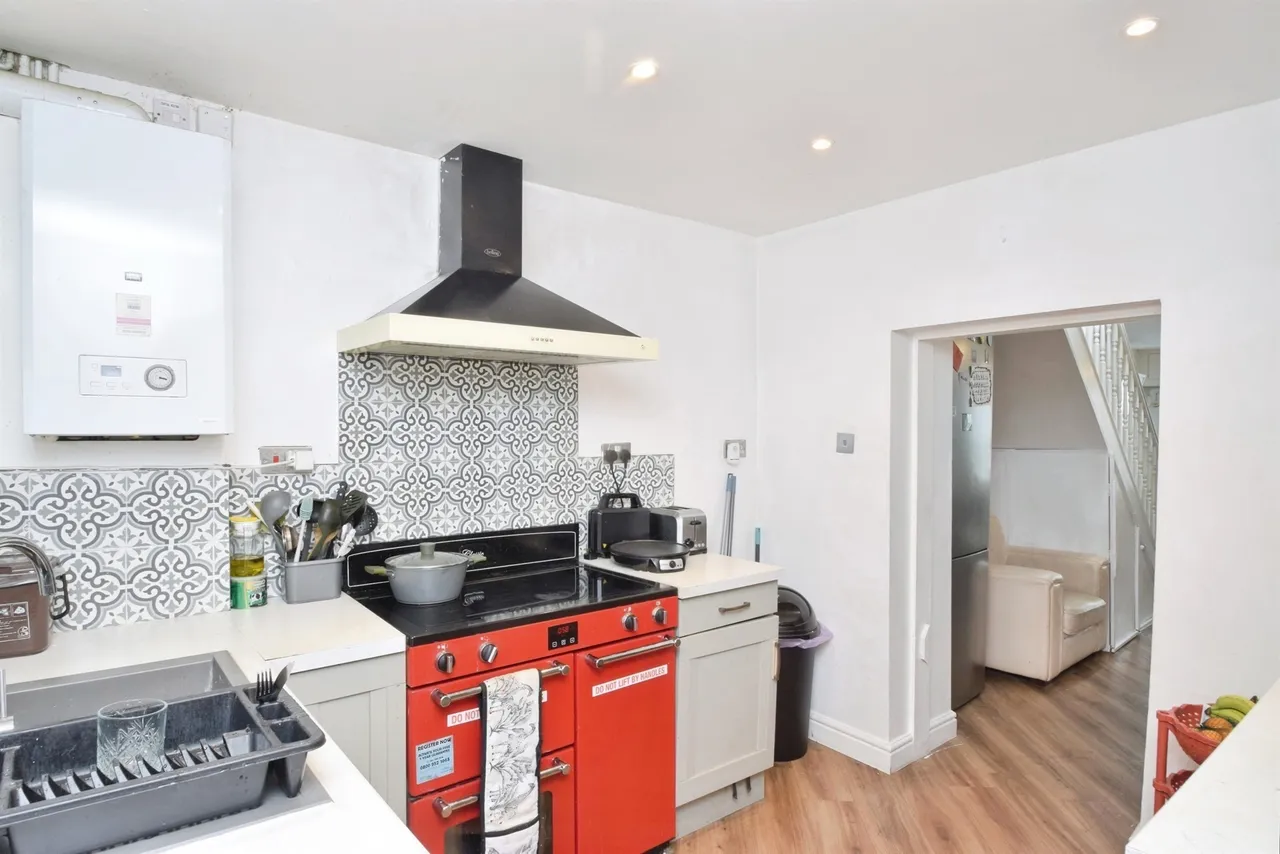 South Street, Bridgend, CF31, photo 3