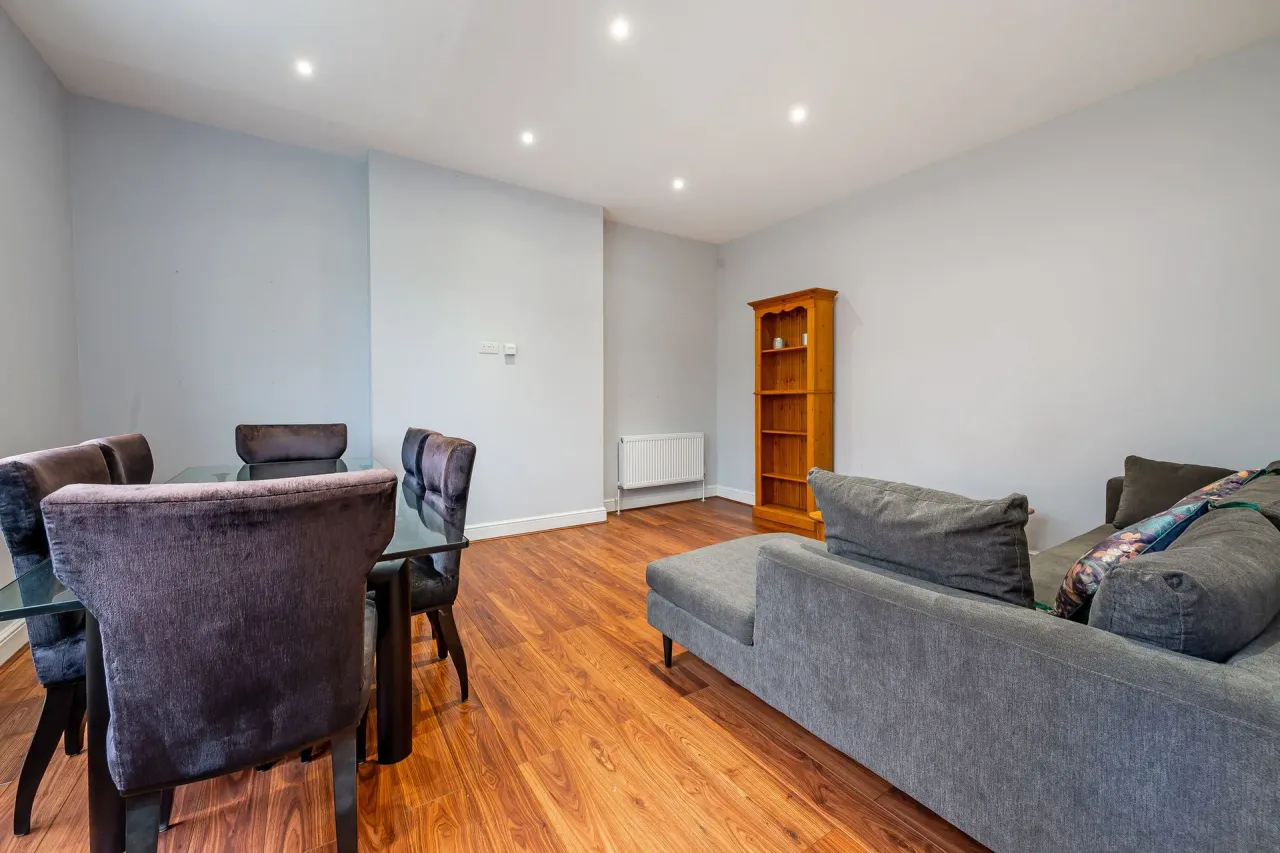 Aberdare Gardens, London, NW6, photo 3