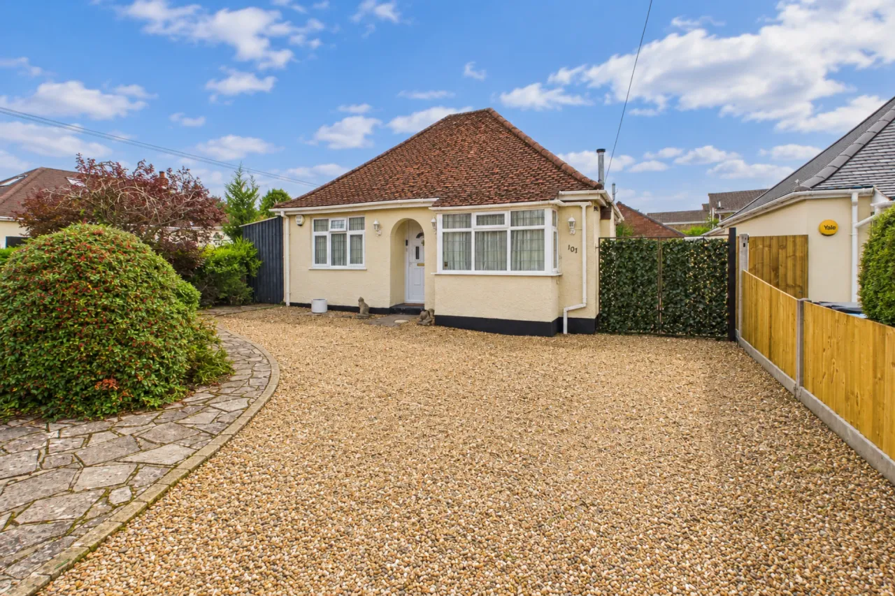 Tile Kiln Lane, Leverstock Green, HP3, photo 14