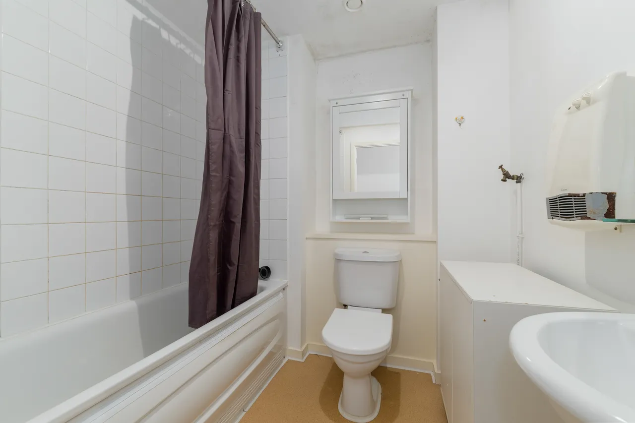 Blackwall Way, London, E14, photo 6