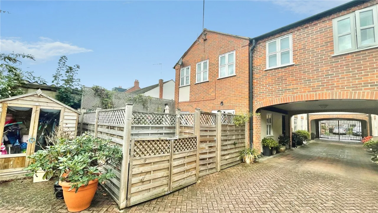 3 bed house for sale — New Broad Street, Stratford-upon-Avon, Warwickshire, CV37