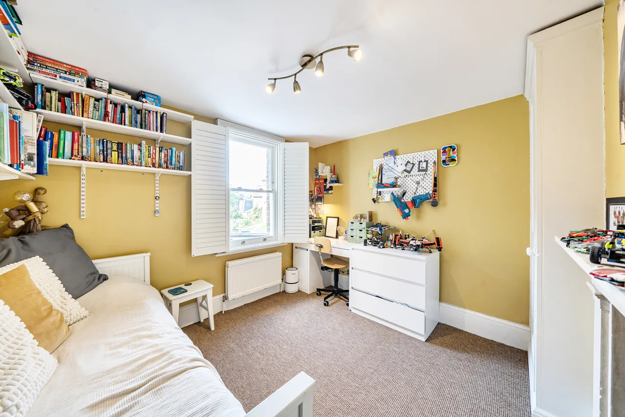 London, SW11, photo 14