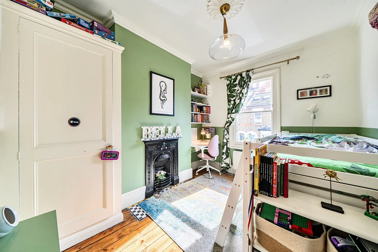 London, SW11, photo 15