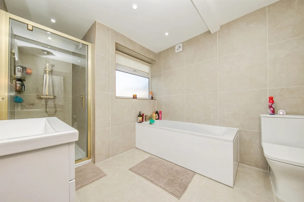 Avondale Road, Clacton-On-Sea, CO15, photo 14