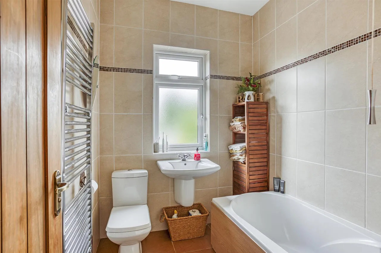 Grange Road, Alvaston, photo 14