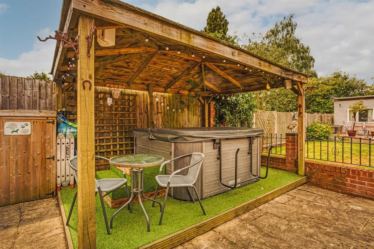 Grange Road, Alvaston, photo 16