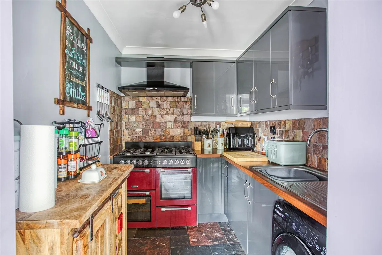 Grange Road, Alvaston, photo 8
