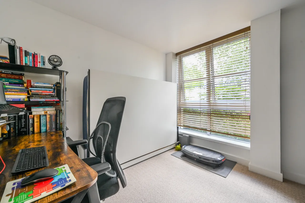 London, E16, photo 15