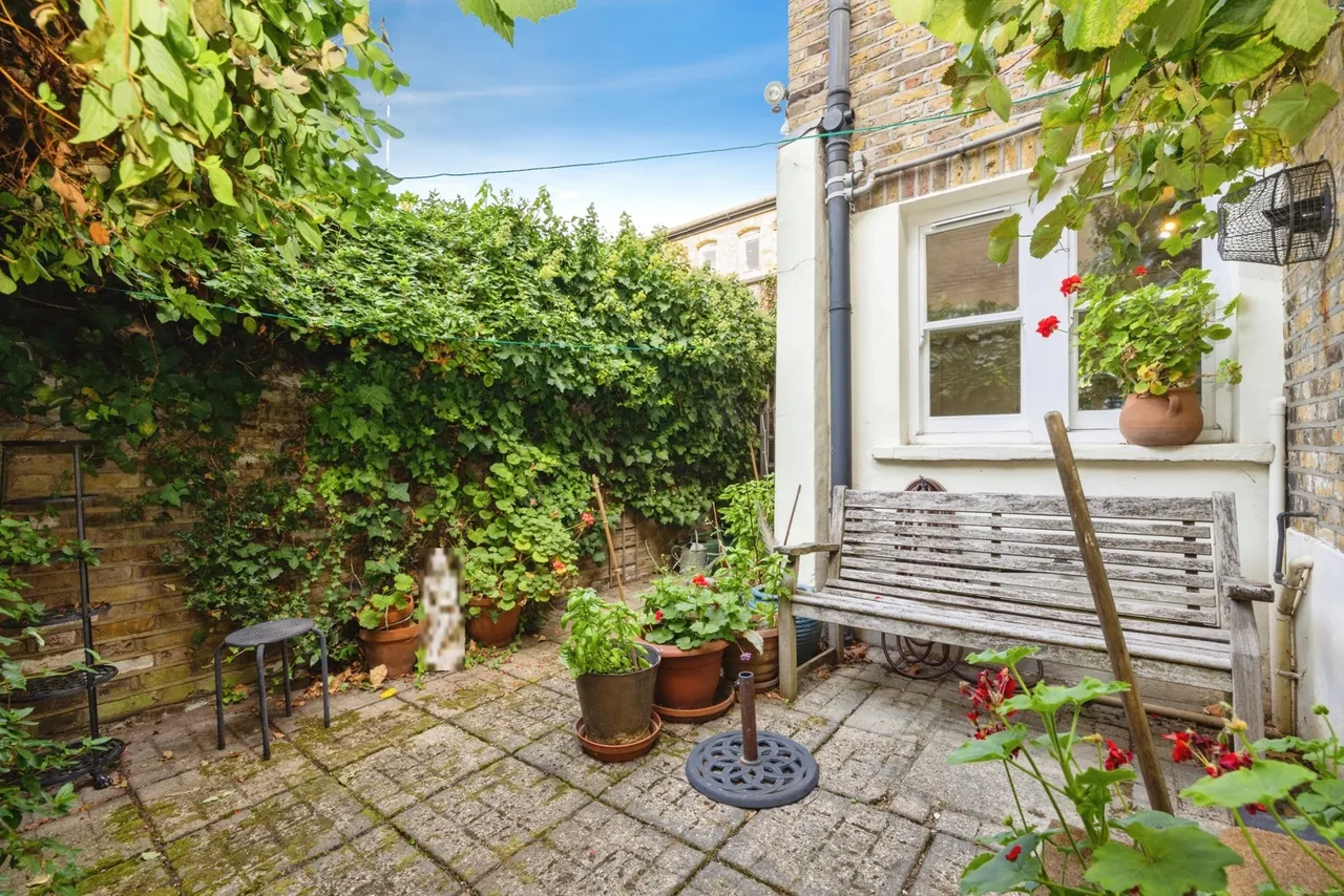 White Horse Lane, Stepney, E1, photo 4