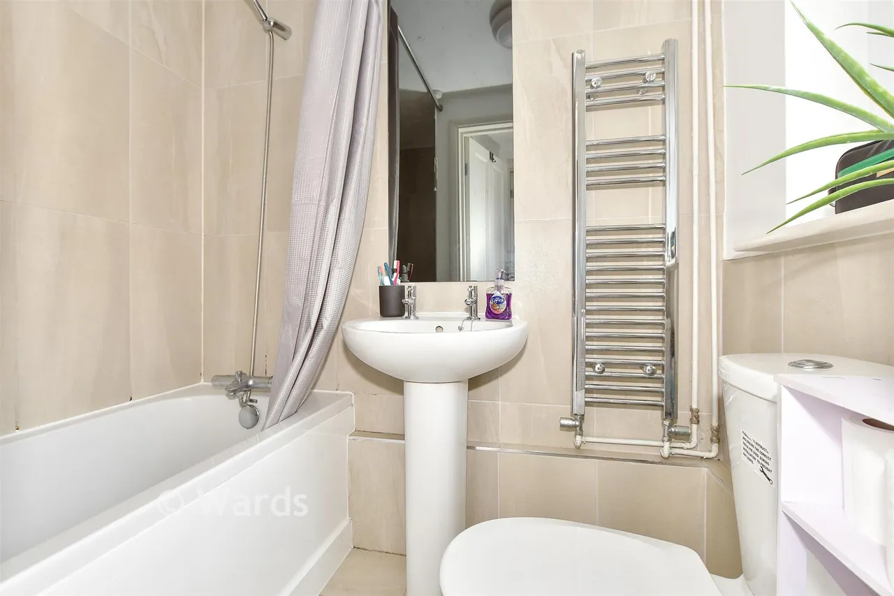 North Road, Queenborough, ME11, photo 9