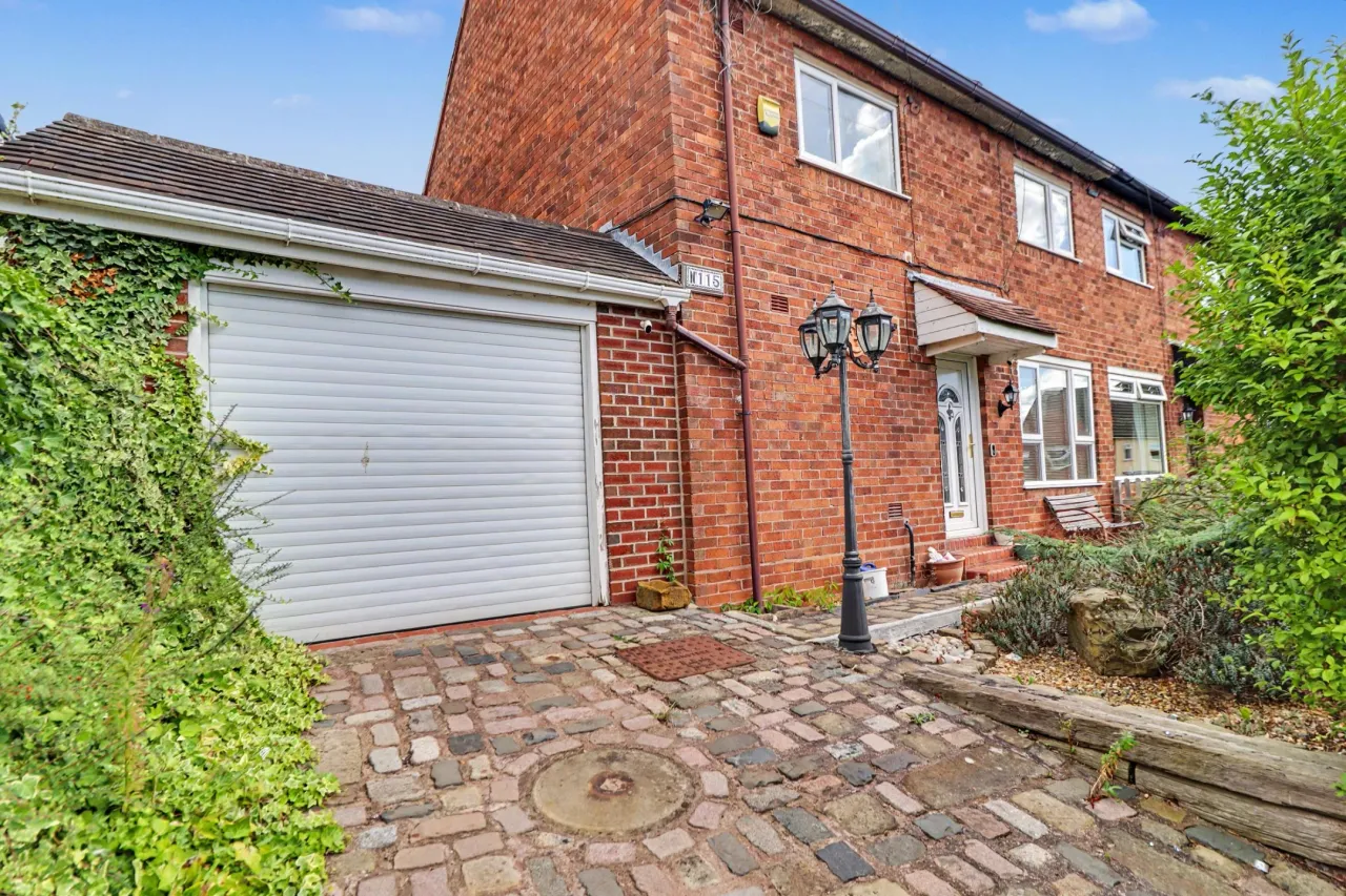 3 bed property for sale, Lundy Road, Stoke-On-Trent