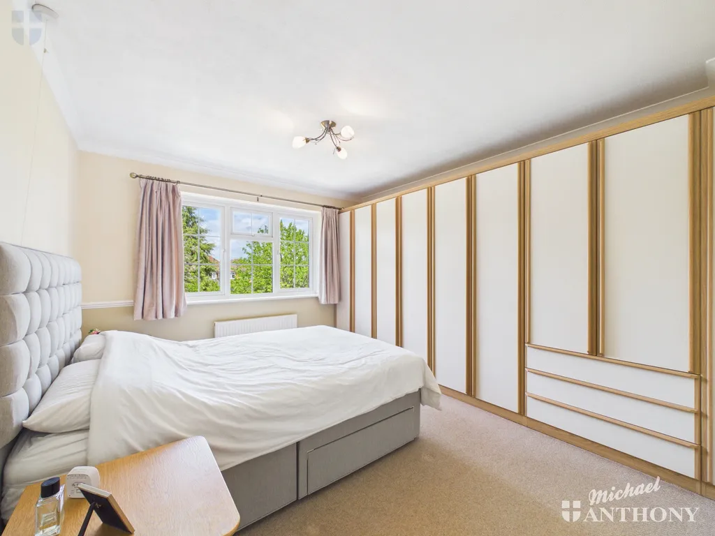 Wendover Way, Aylesbury, HP21 7PR, photo 6