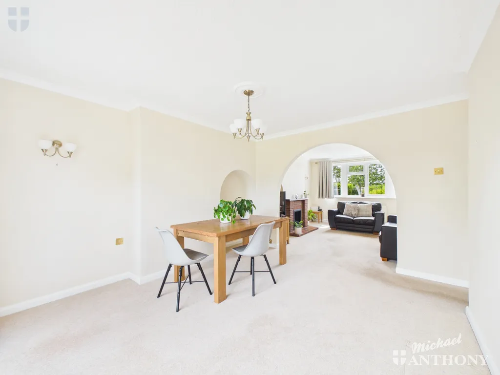 Wendover Way, Aylesbury, HP21 7PR, photo 5