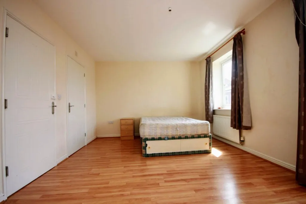 Harescombe Drive, GRH (Gloucestershire Royal Hospital), Gloucester, GL1, photo 4