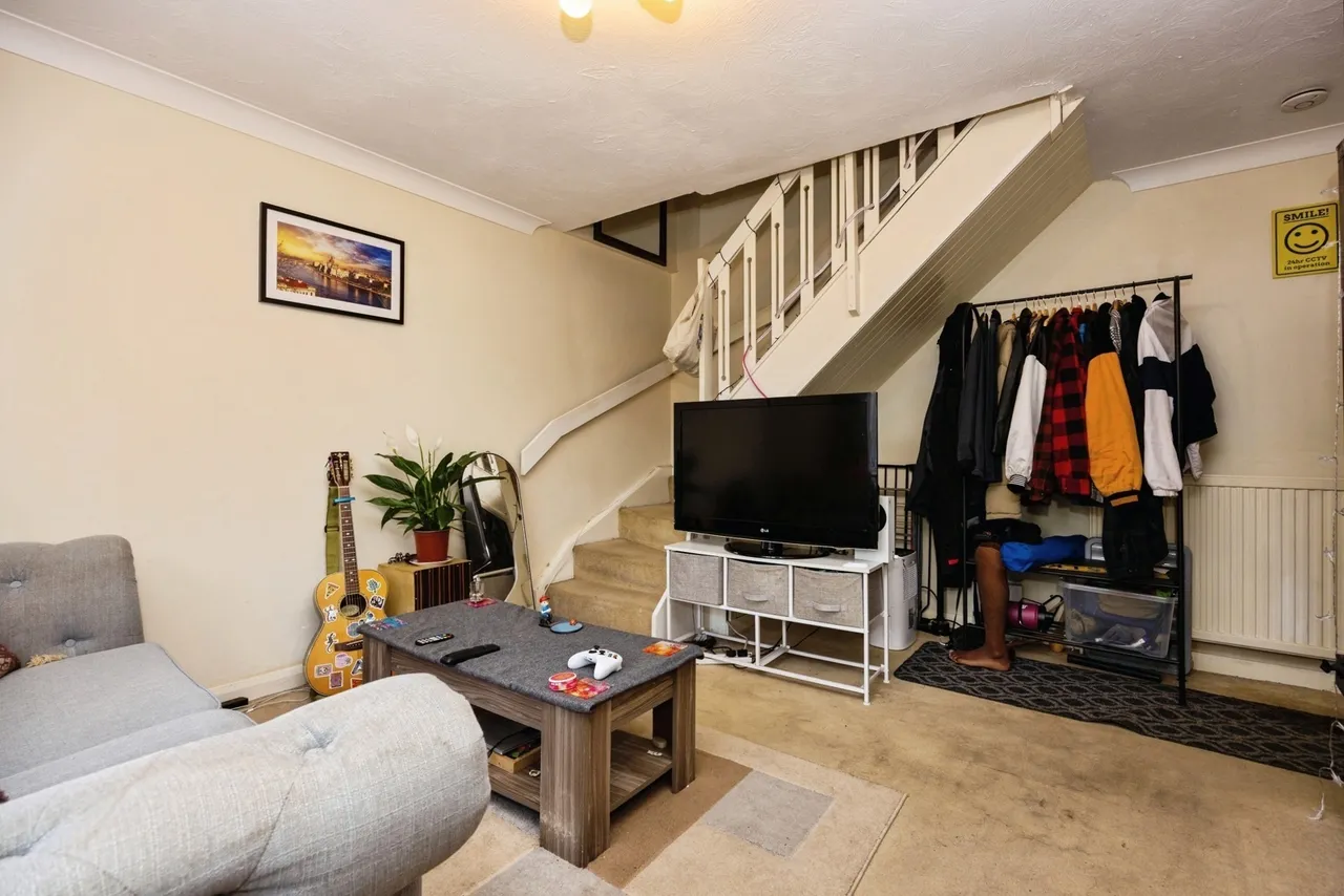 Grafton Close, Bordon, GU35, photo 4
