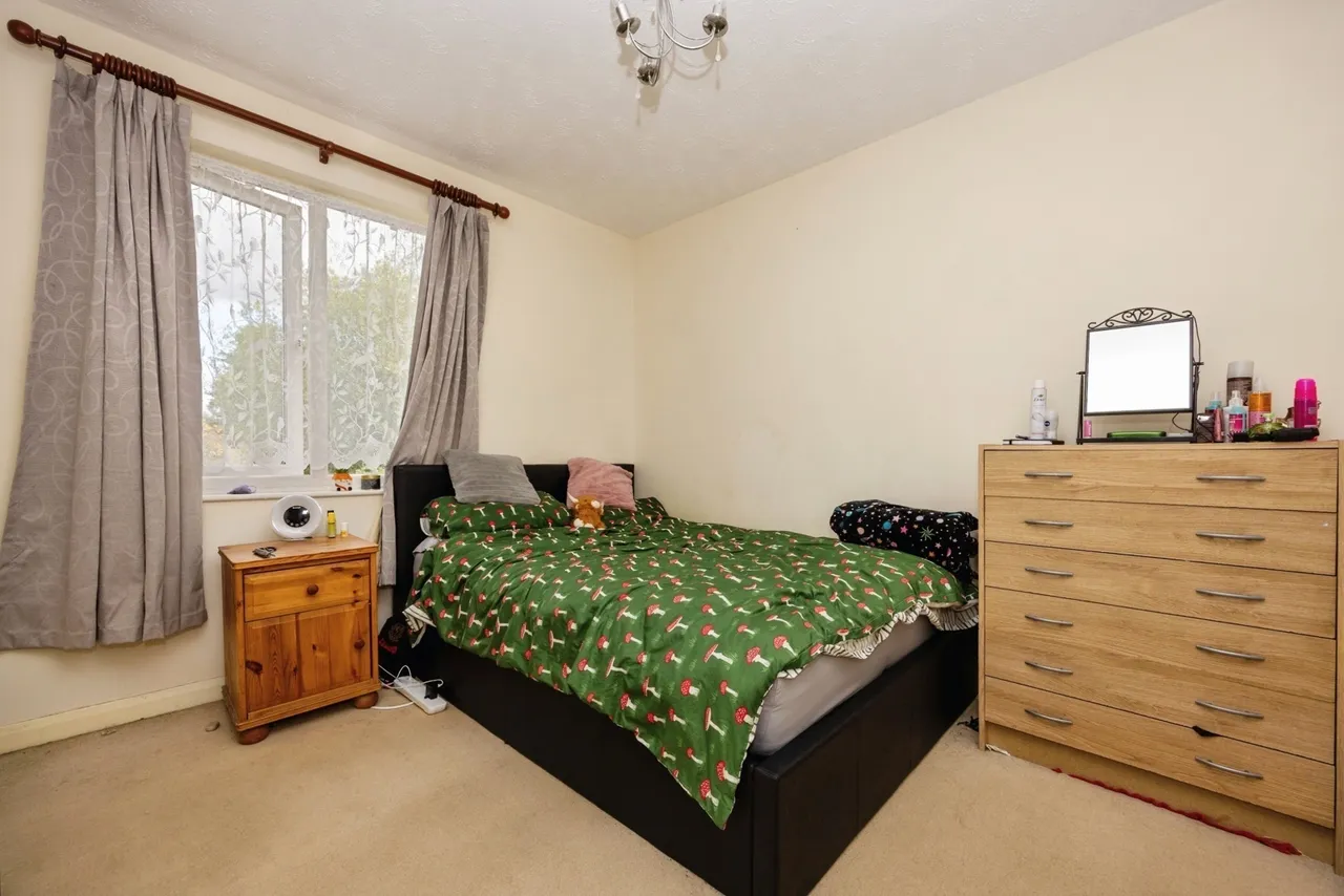 Grafton Close, Bordon, GU35, photo 7