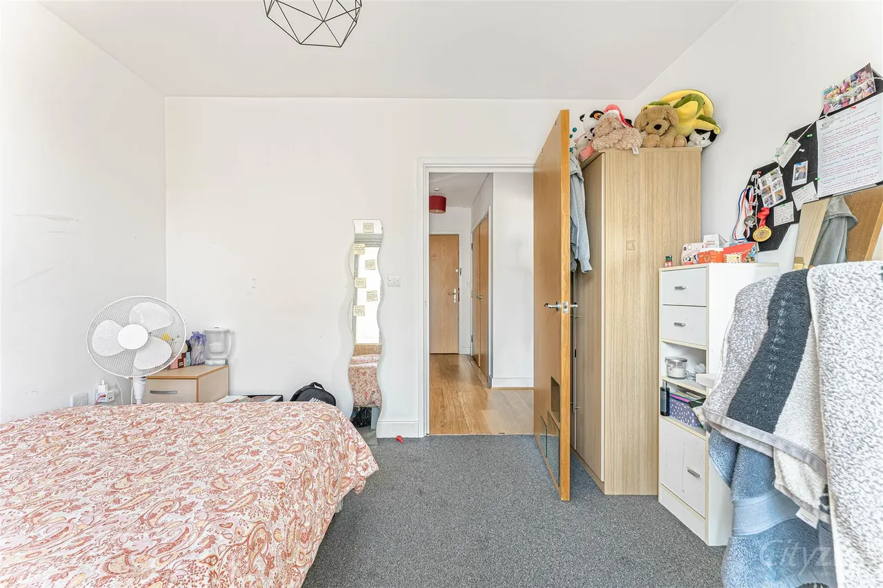 Devons Road, London, E3, photo 8