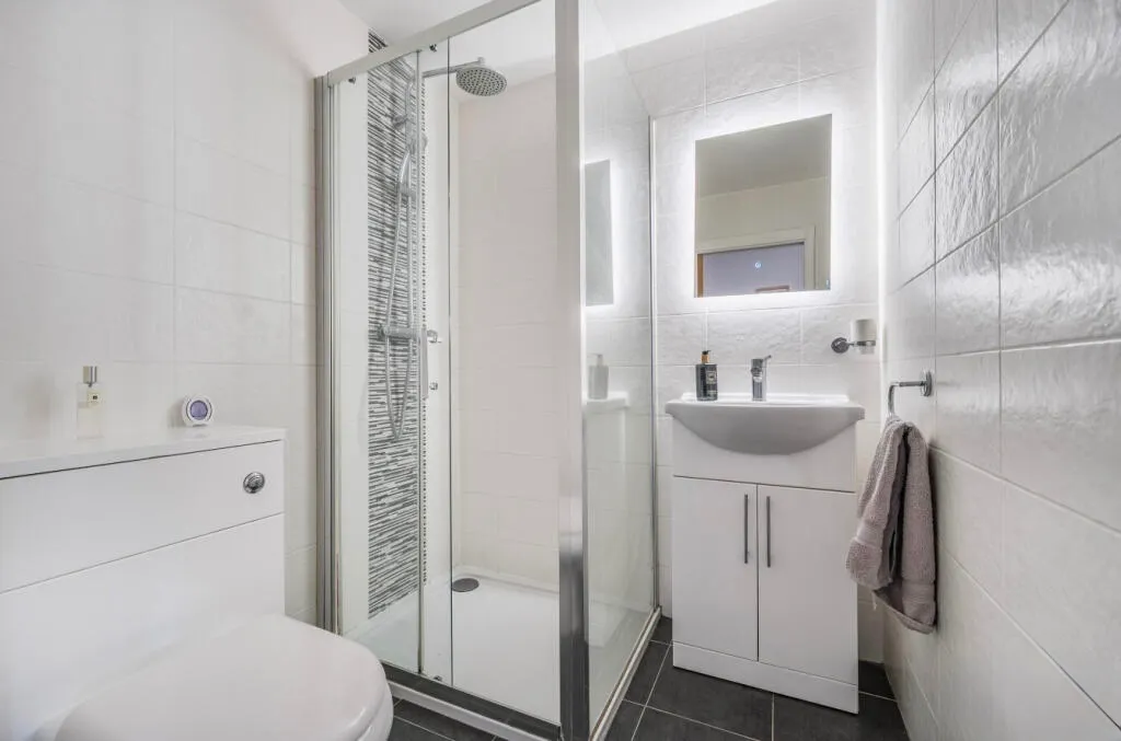 Victoria Road, Swindon, SN1, photo 6