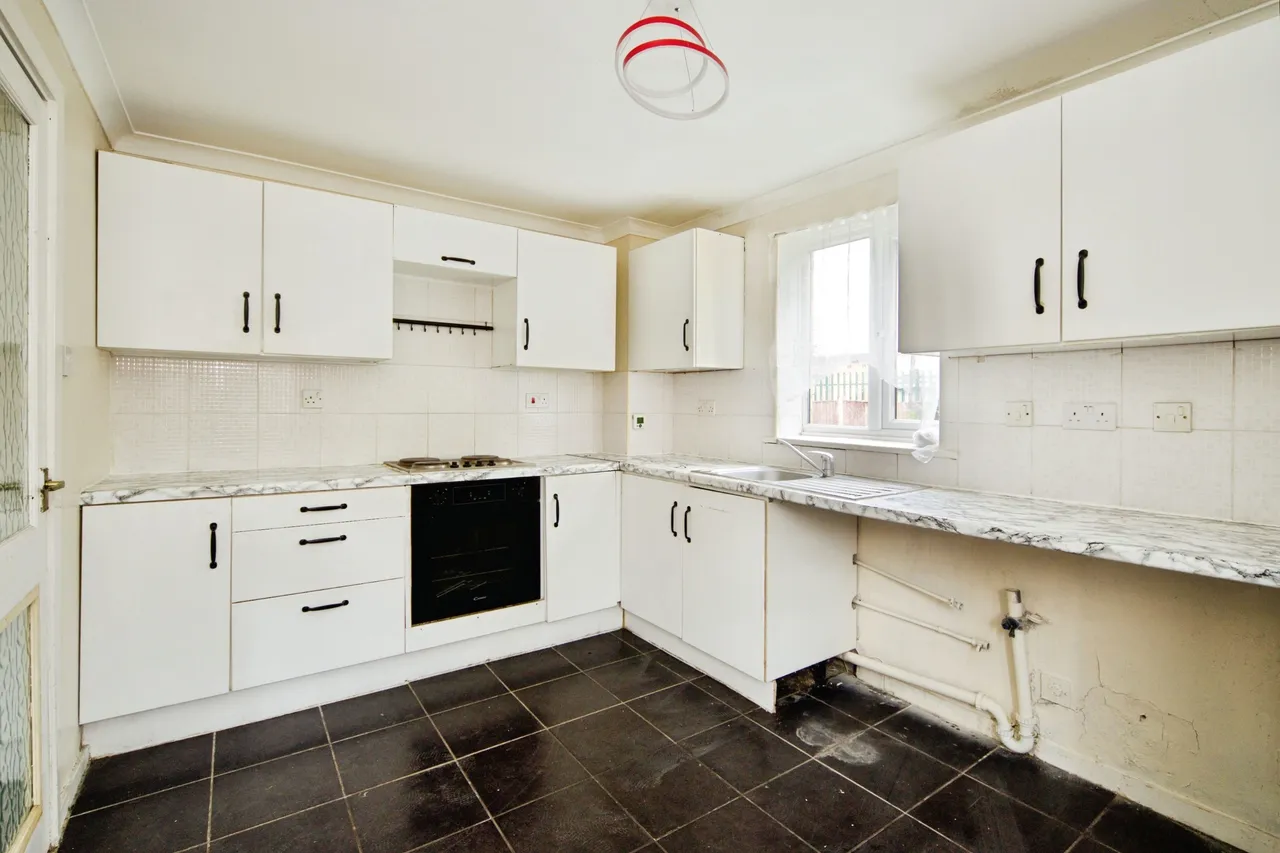 Spring Close, Dagenham, RM8, photo 3