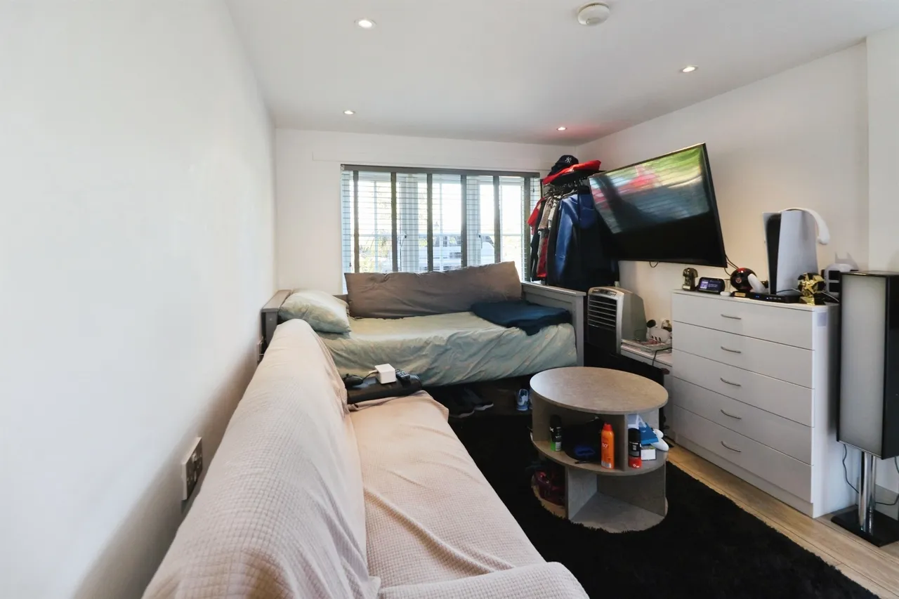 Woodlands Park Drive, Cardiff, CF5, photo 7