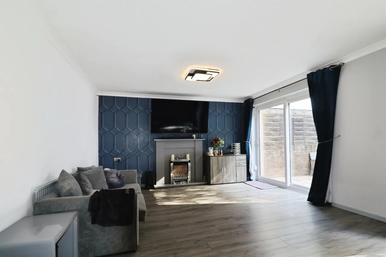 Woodlands Park Drive, Cardiff, CF5, photo 4