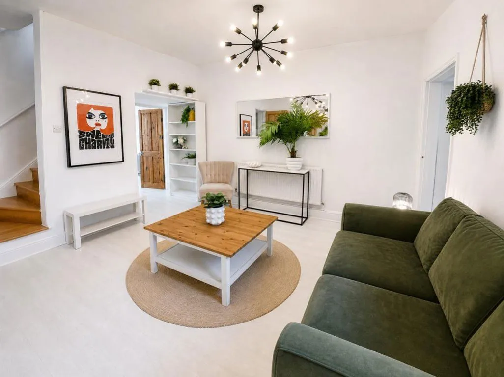 4 bed property to rent, Hartopp Road, LE2