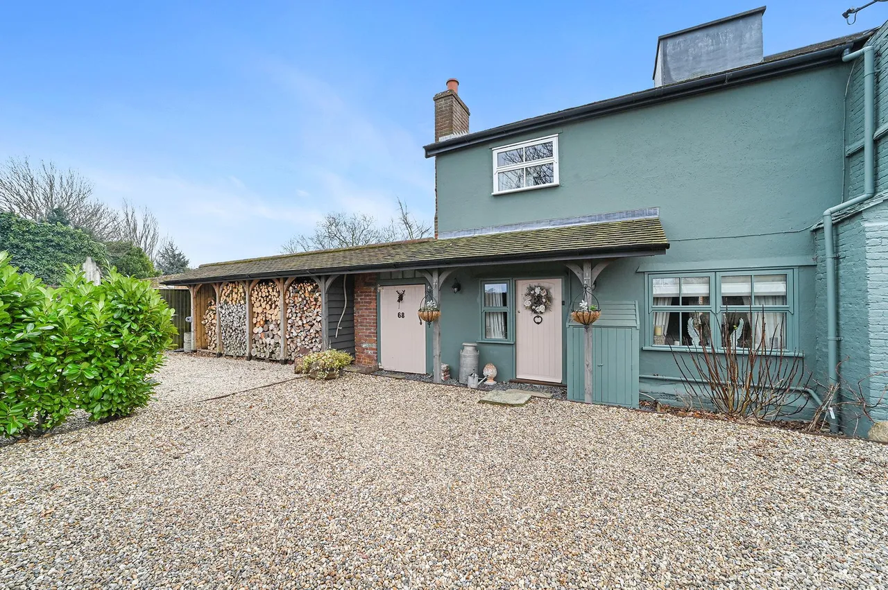 Halstead Road, Kirby-Cross, CO13, photo 40