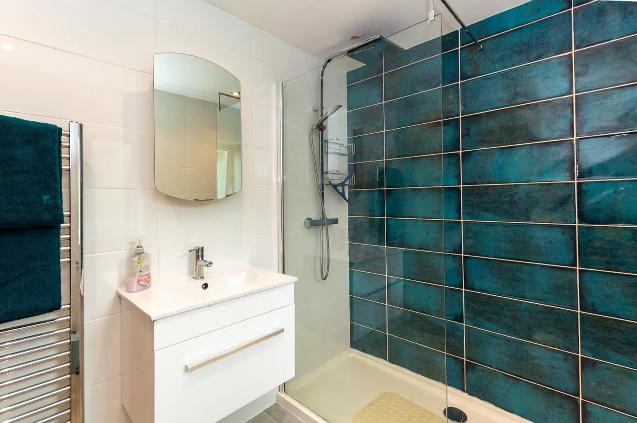 Mona Road, Conwy, LL32, photo 9