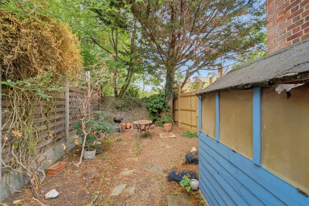 Madeley Road, Ealing, photo 16