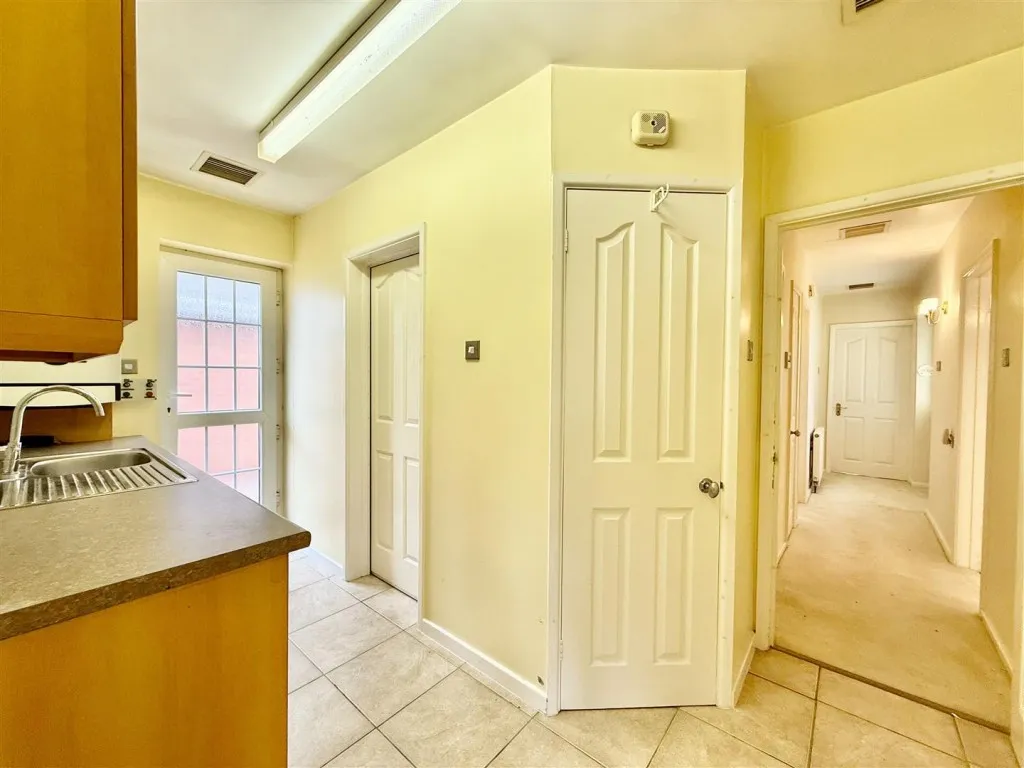Severn Avenue, Greenmeadow, photo 9