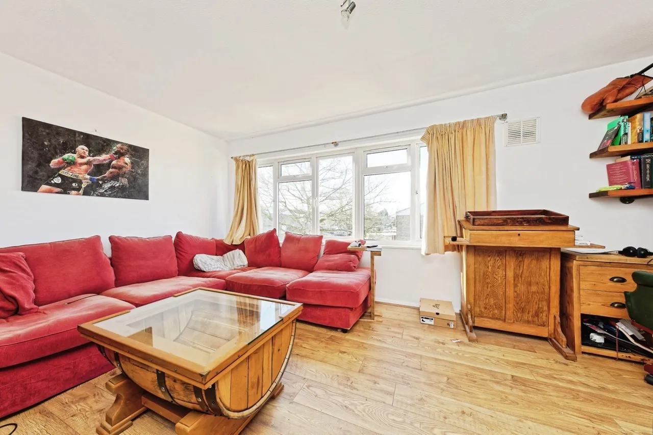 Tennyson Avenue, Kent, CT1, photo 2