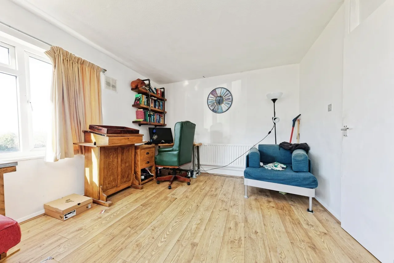 Tennyson Avenue, Kent, CT1, photo 4