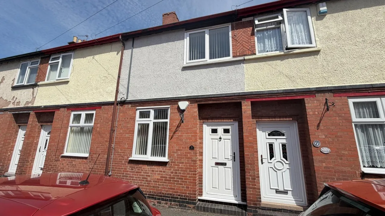 2 bed house to rent — Moorgate, Tamworth