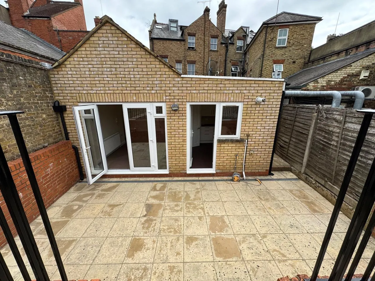 61a High Street, High Barnet, Herts, EN5 5UR, photo 2