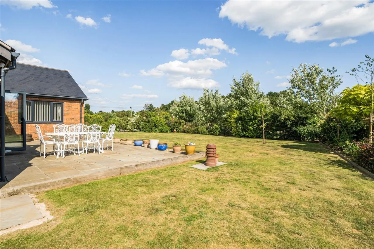 Sandy Lane, Kidderminster, DY11, photo 21