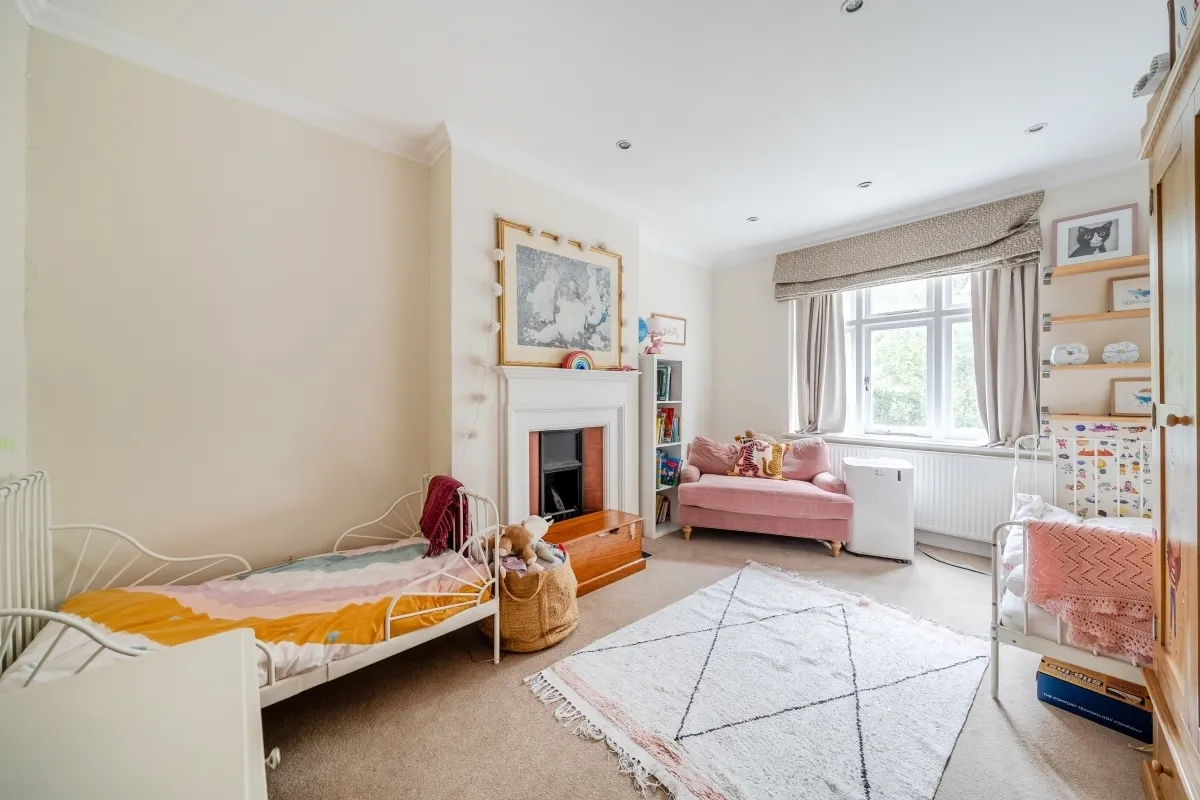 Durham Road, SW20, photo 9