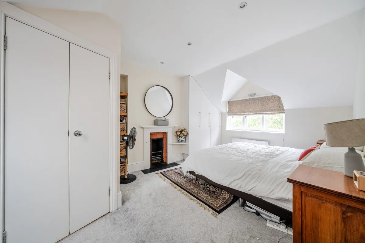 Durham Road, SW20, photo 13