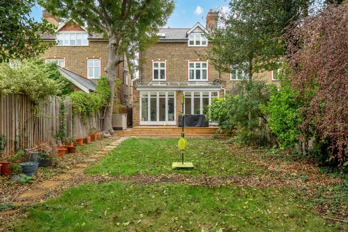 Durham Road, SW20, photo 16