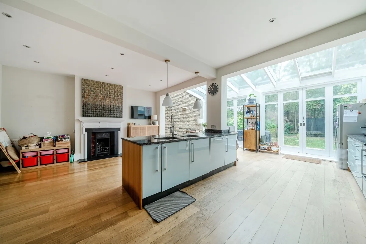 Durham Road, SW20, photo 5